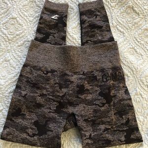 Black and Gray  Camo print leggings 🥰💁🏼‍♀️